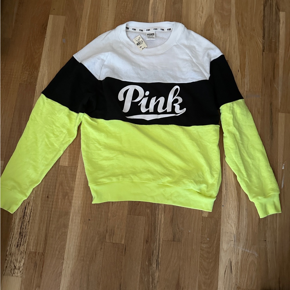 PINK Victoria’s Secret sweatshirt